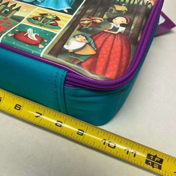 Crocodile Creek - Childrens insulated Fairytale lunch box - Picture 7 of 7